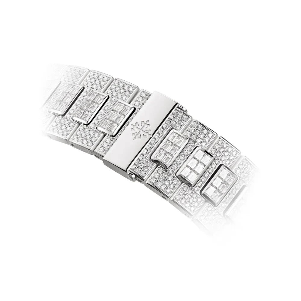 PP Nautilus Date Ref# 5719/10G-010